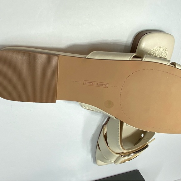 Vince Camuto Alexino Sandals Womens Size 10 Creamy White Leather Slip On NEW - Picture 7 of 12